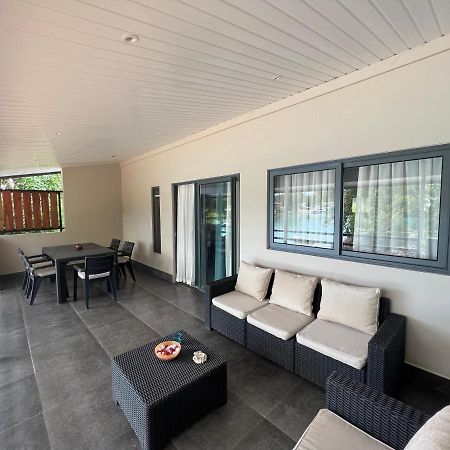 Le Port Guest House Baie Sainte Anne Luaran gambar