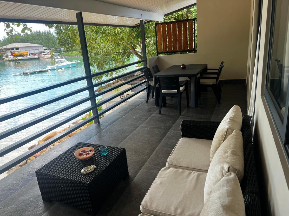 Le Port Guest House Baie Sainte Anne Luaran gambar